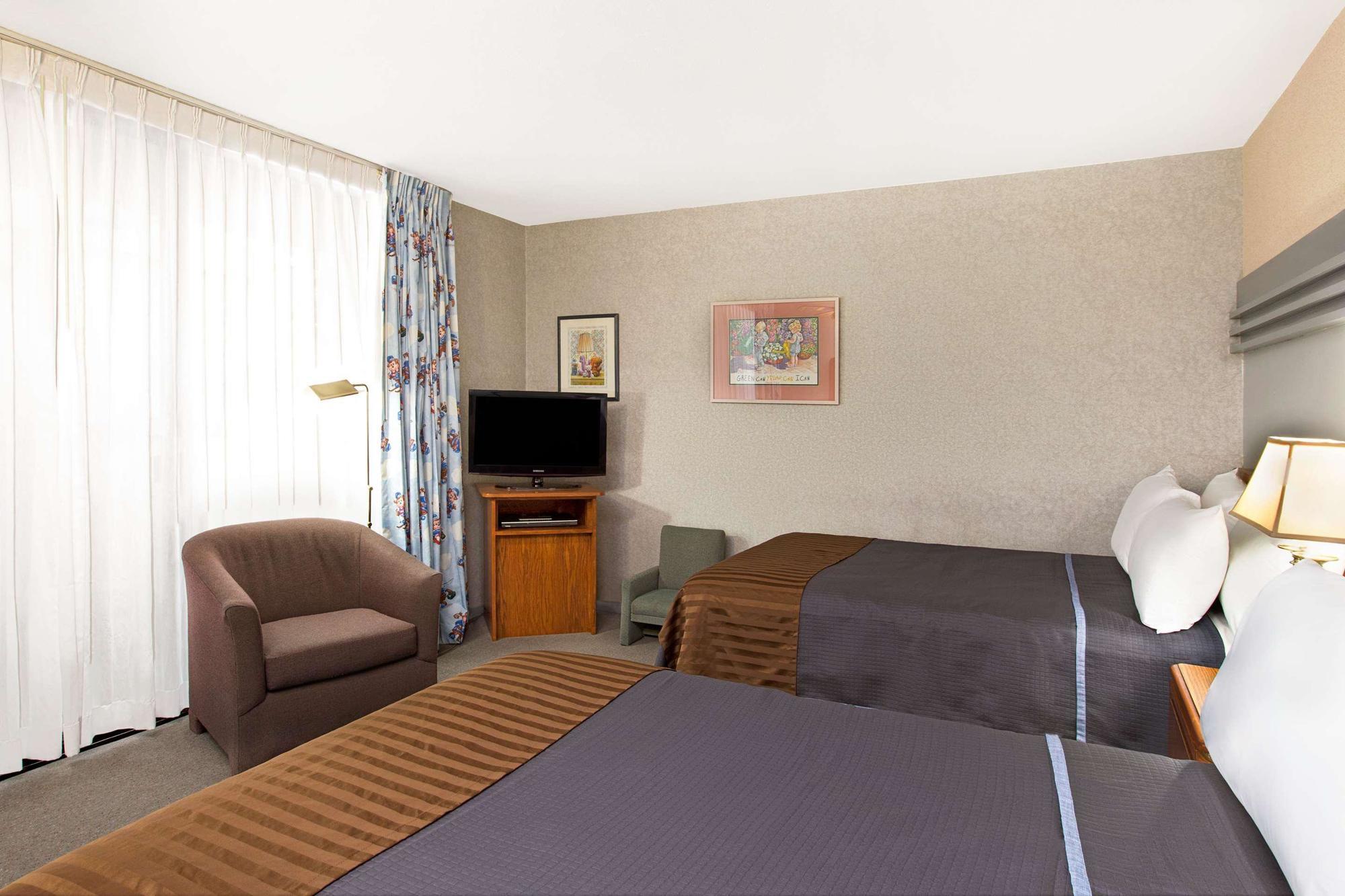 Travelodge Hotel At Lax Los Angeles Exterior photo